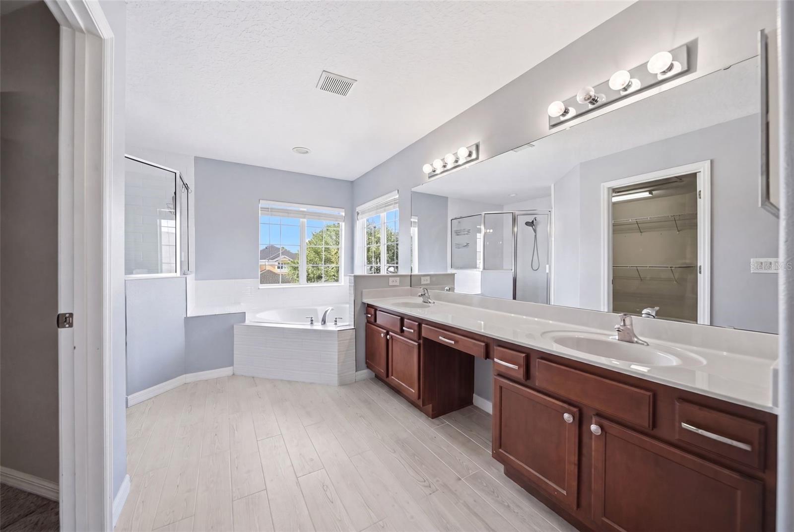 SUMMERBROOKE PH 01 - Residential