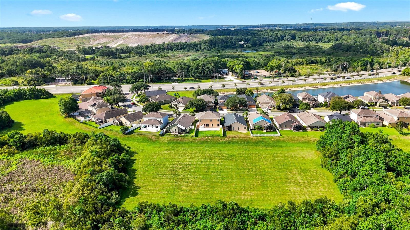 SUMMERBROOKE PH 01 - Residential