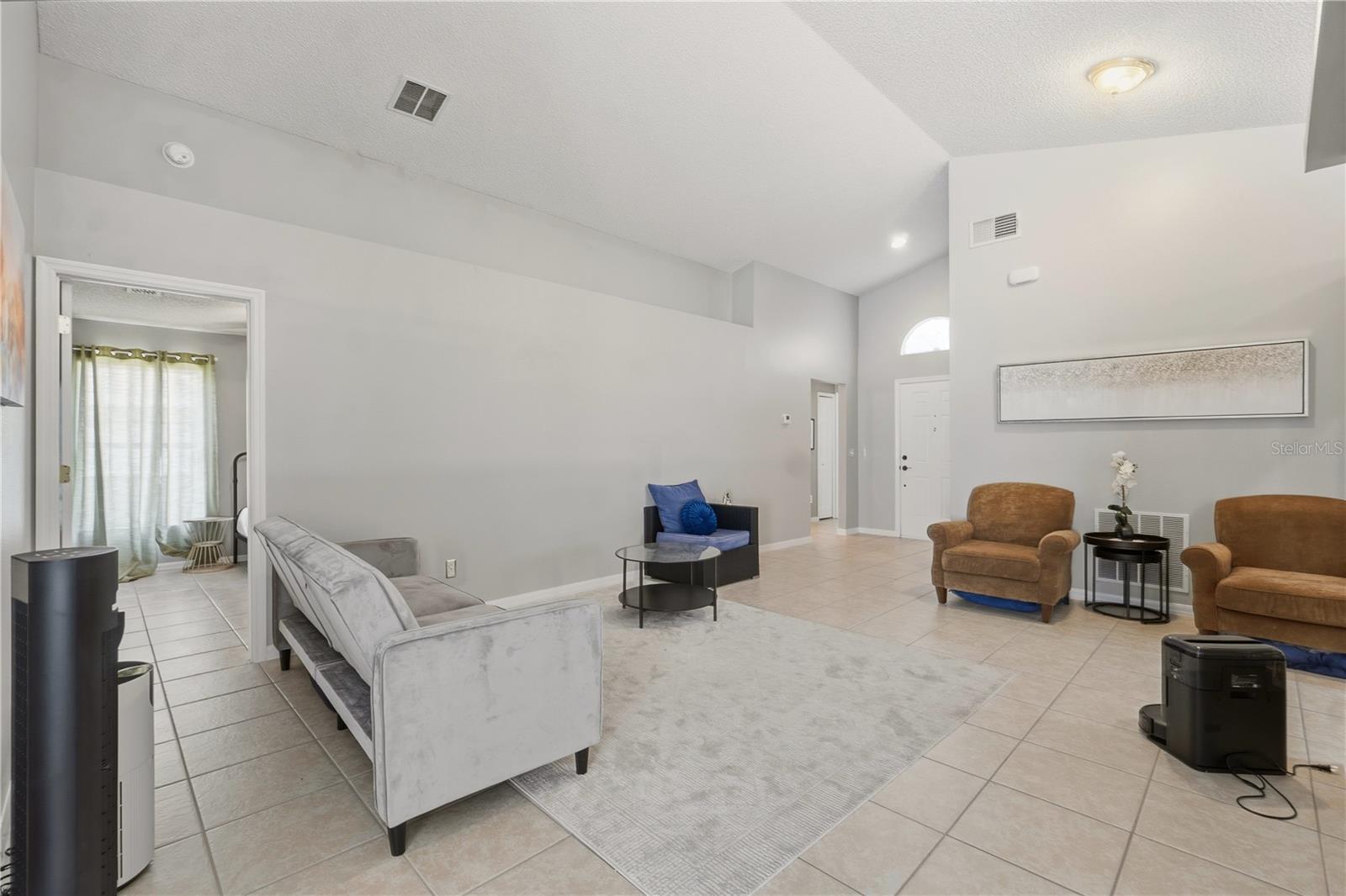 LEGACY PARK PH 03 - Residential Lease