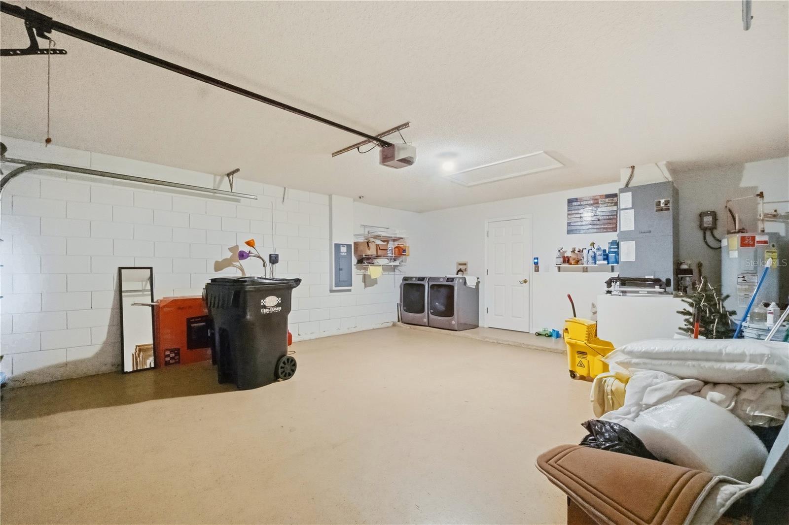 LEGACY PARK PH 03 - Residential Lease