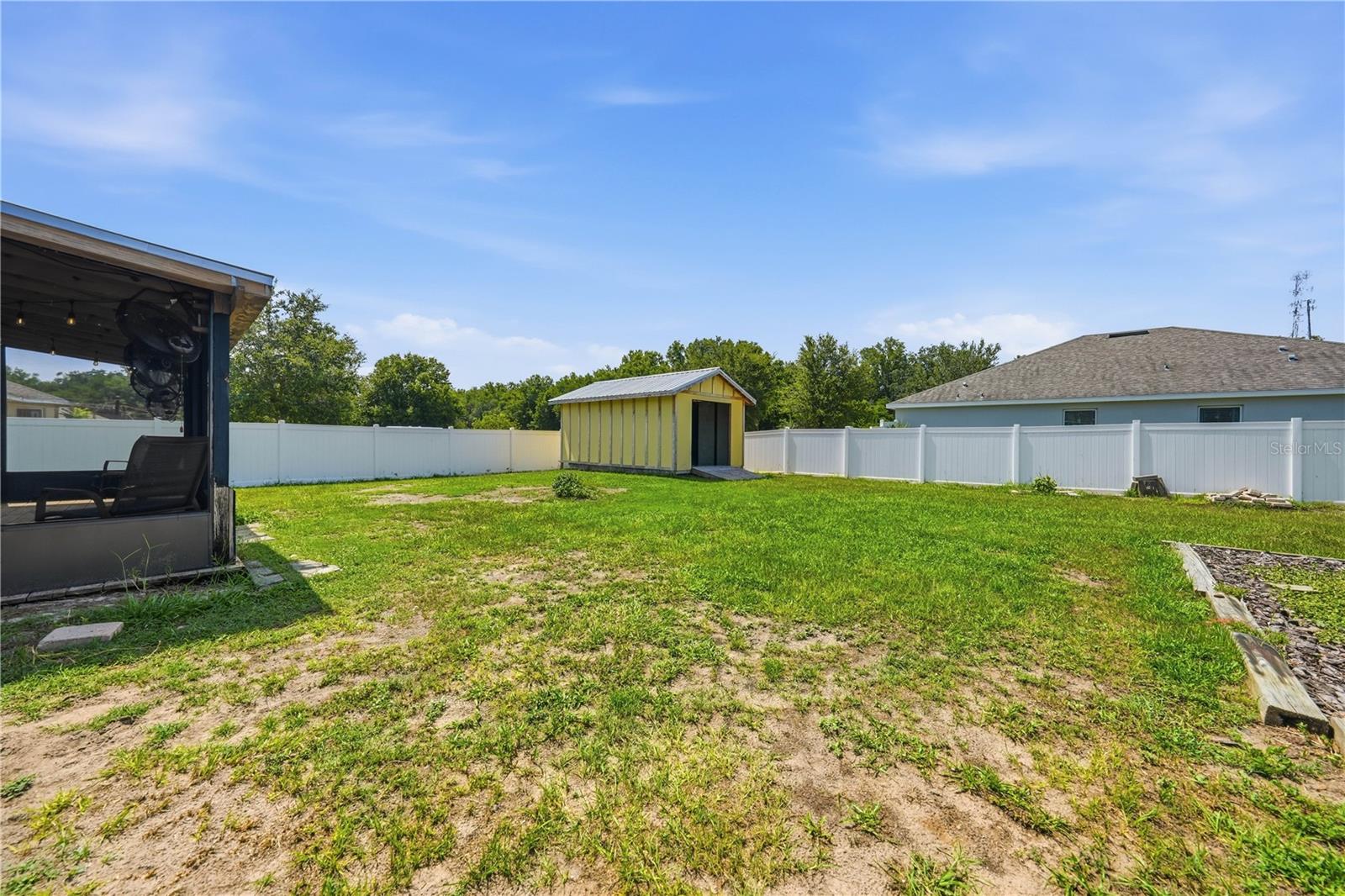 VISTA OAKS - Residential