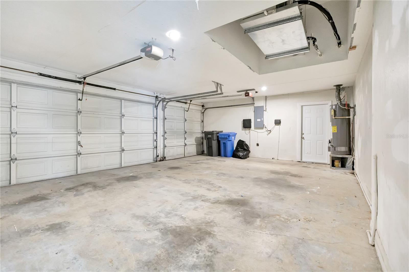 HUNTERS GREEN PRCL 18A PHAS - Residential