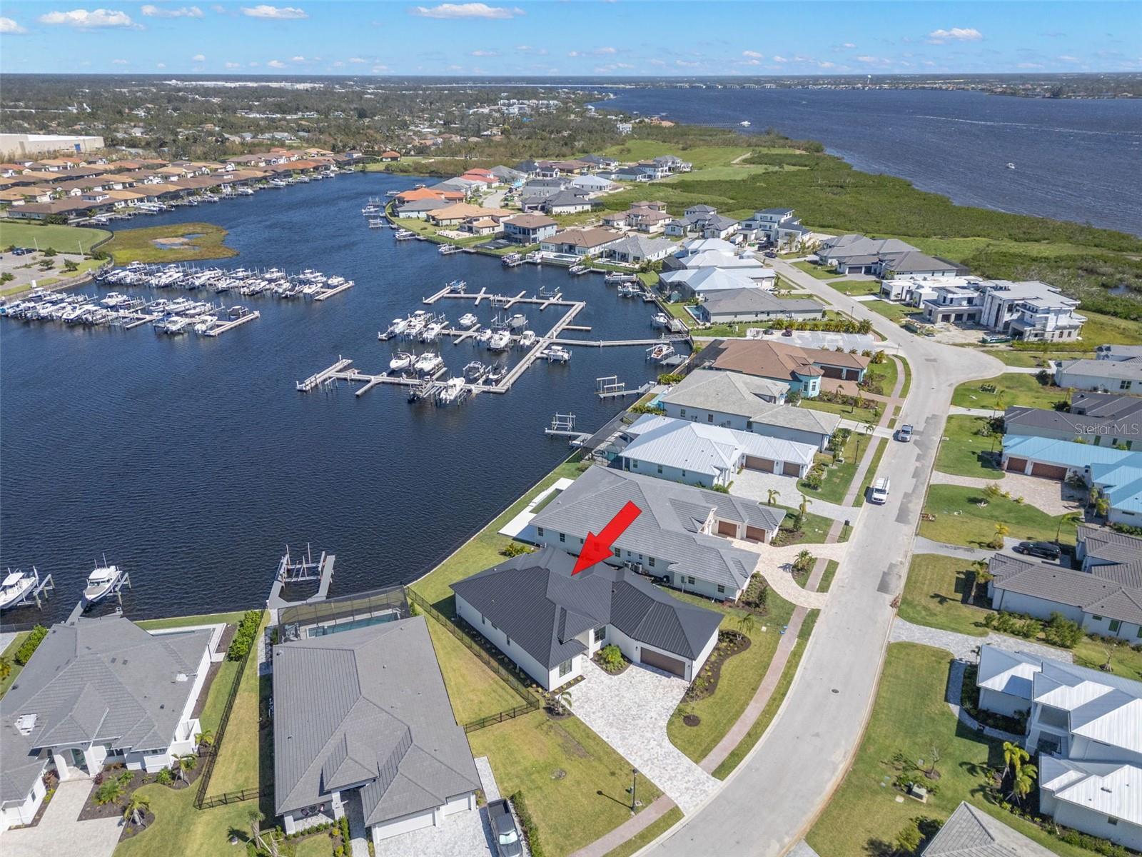SANCTUARY COVE - Residential