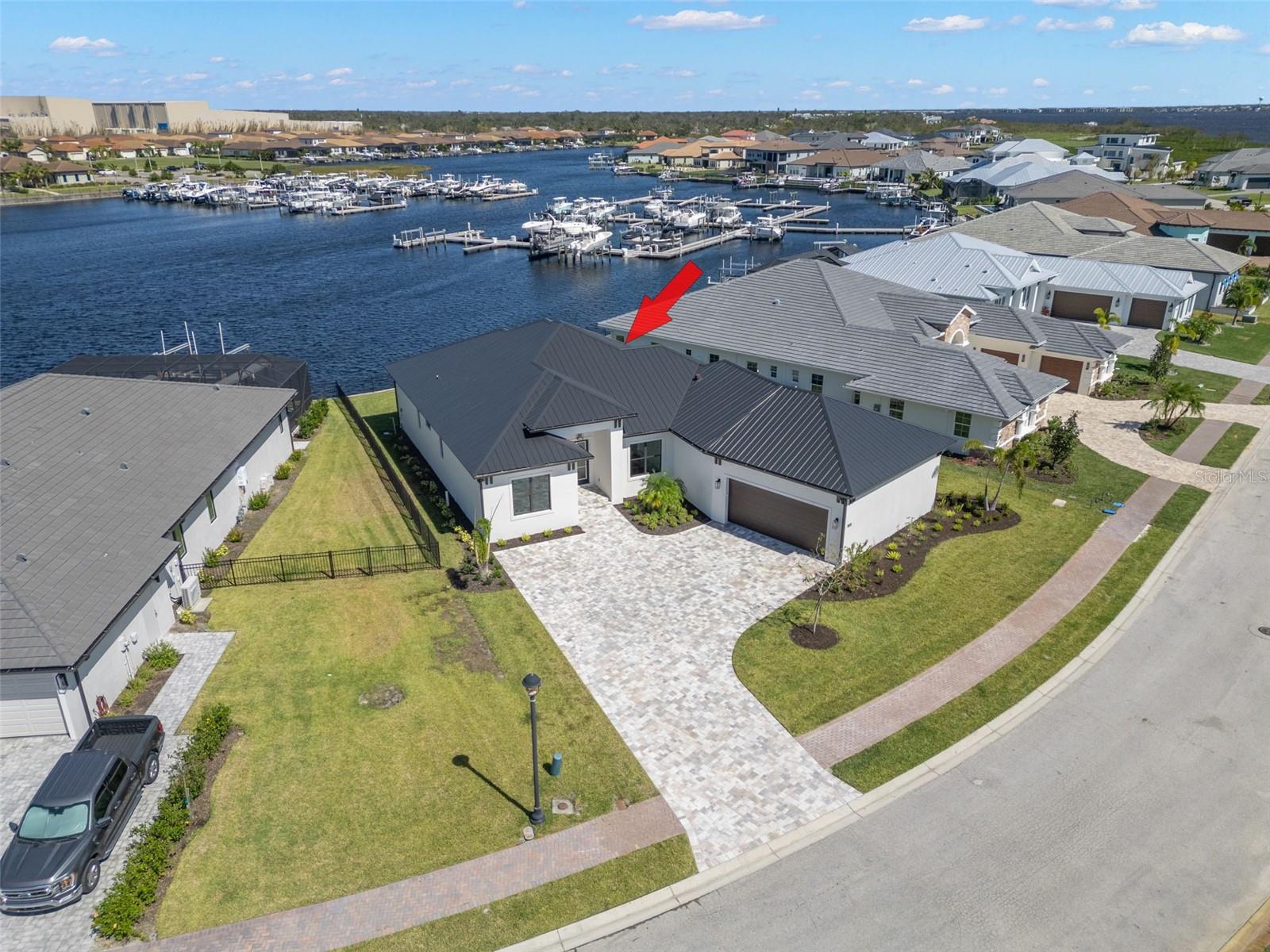SANCTUARY COVE - Residential
