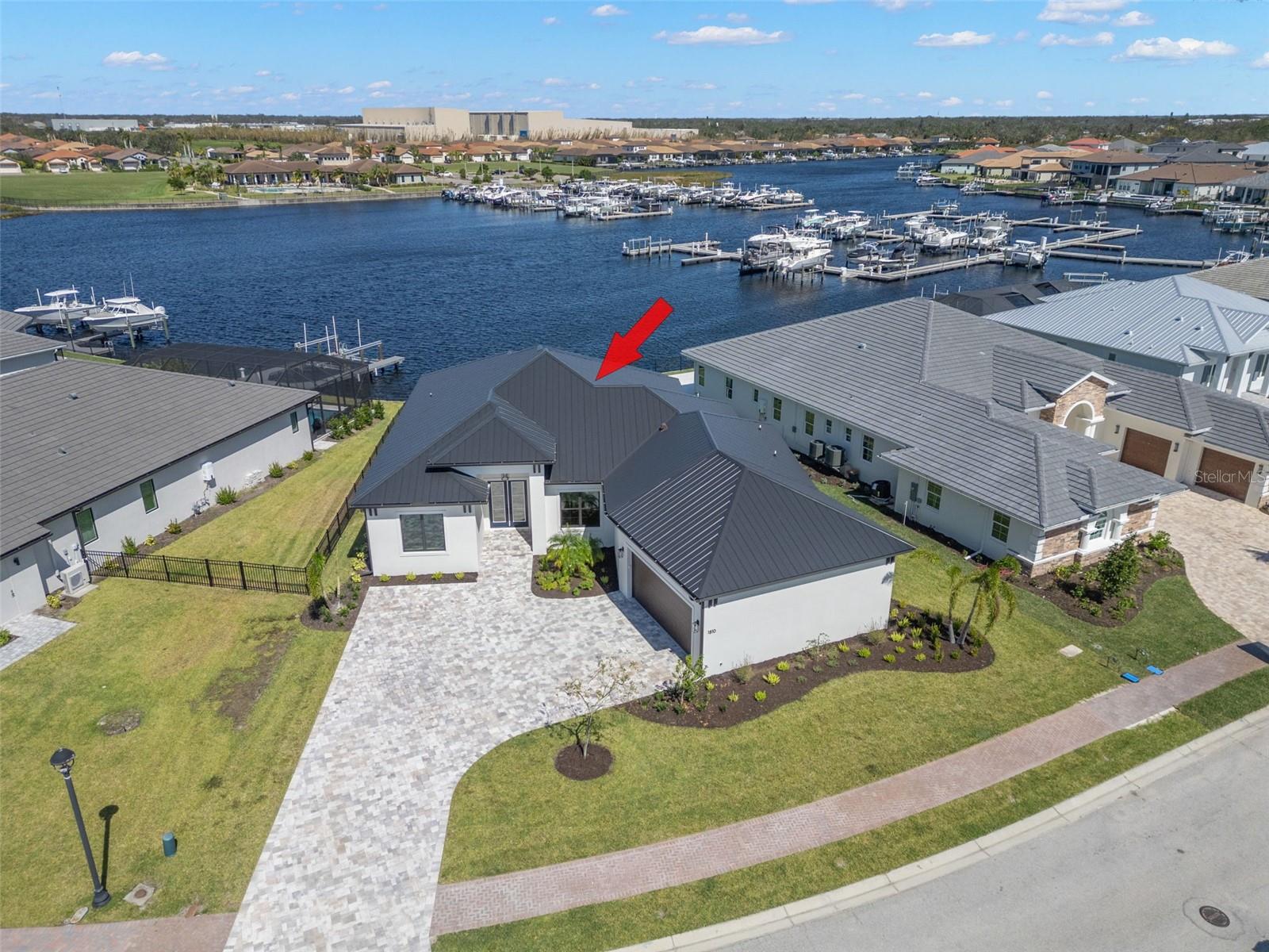 SANCTUARY COVE - Residential