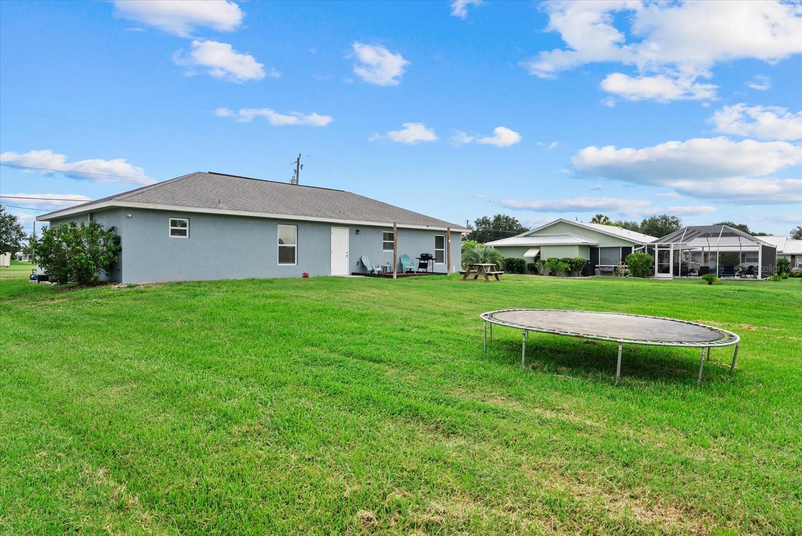 SUNNYBREEZE PALMS GOLF COURSE - Residential