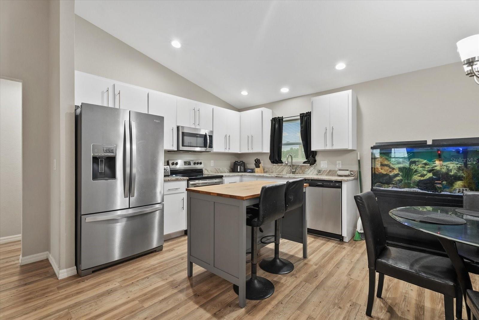 SUNNYBREEZE PALMS GOLF COURSE - Residential