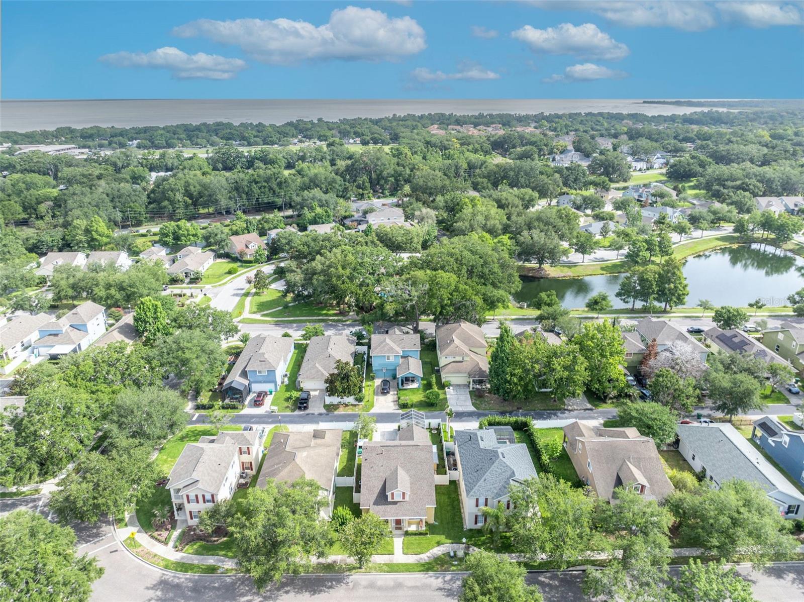 WINTER OAKS - Residential