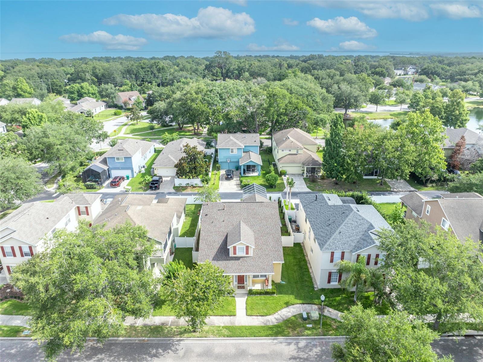 WINTER OAKS - Residential