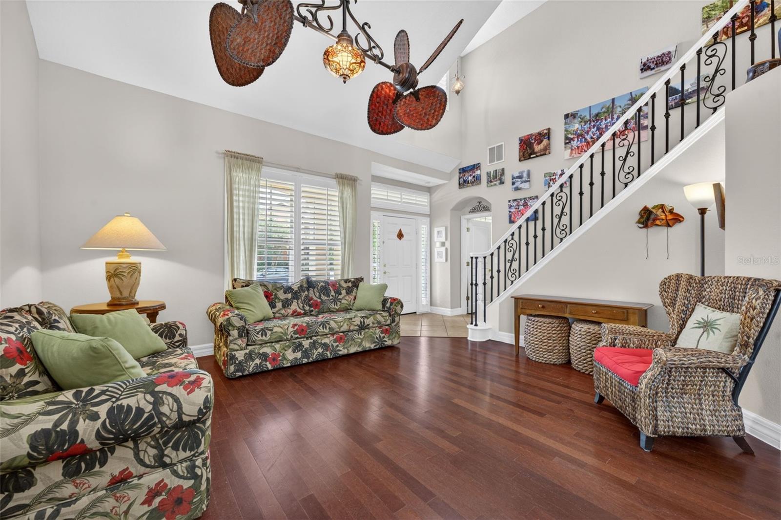 WINTER OAKS - Residential