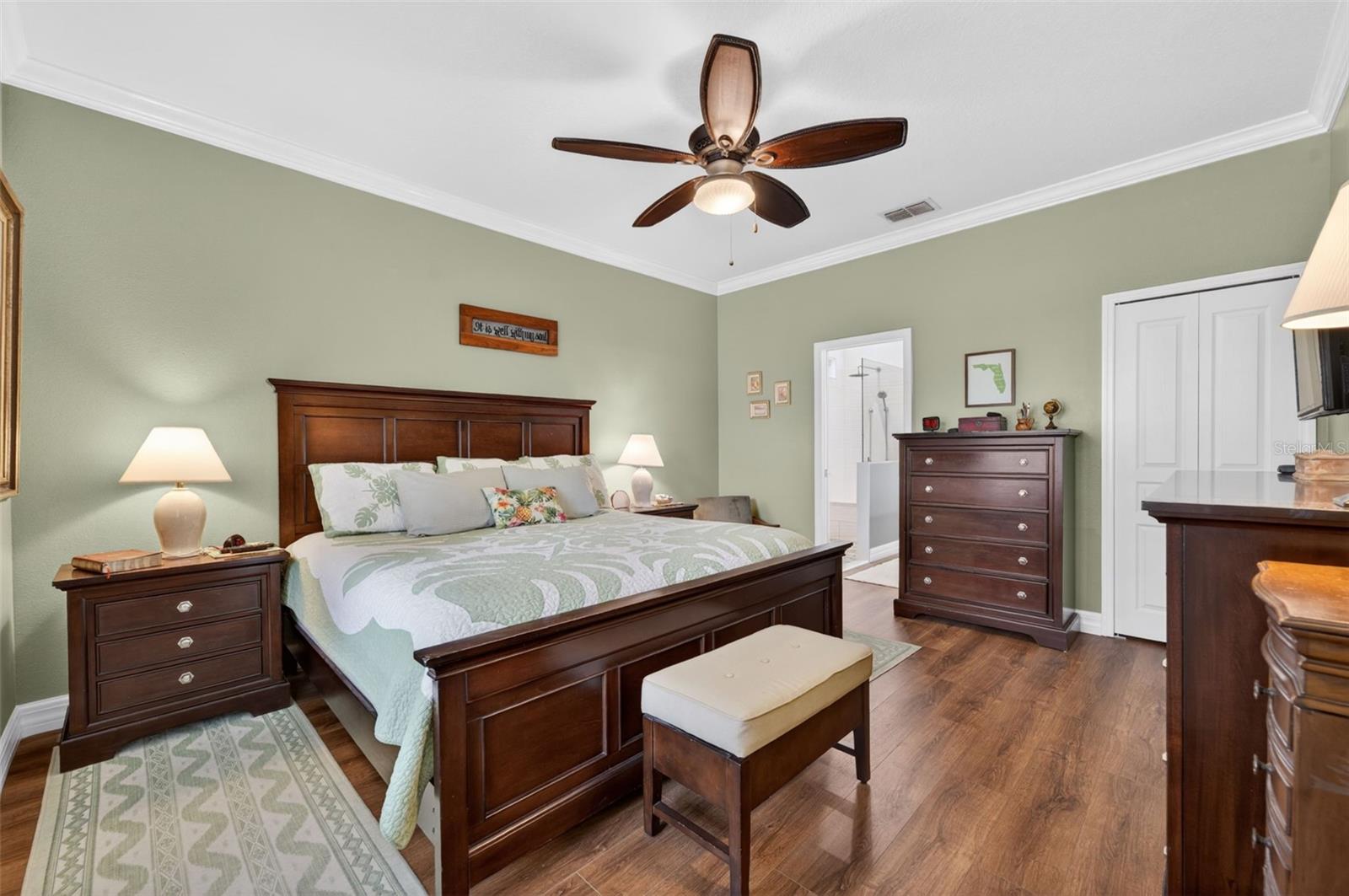 WINTER OAKS - Residential