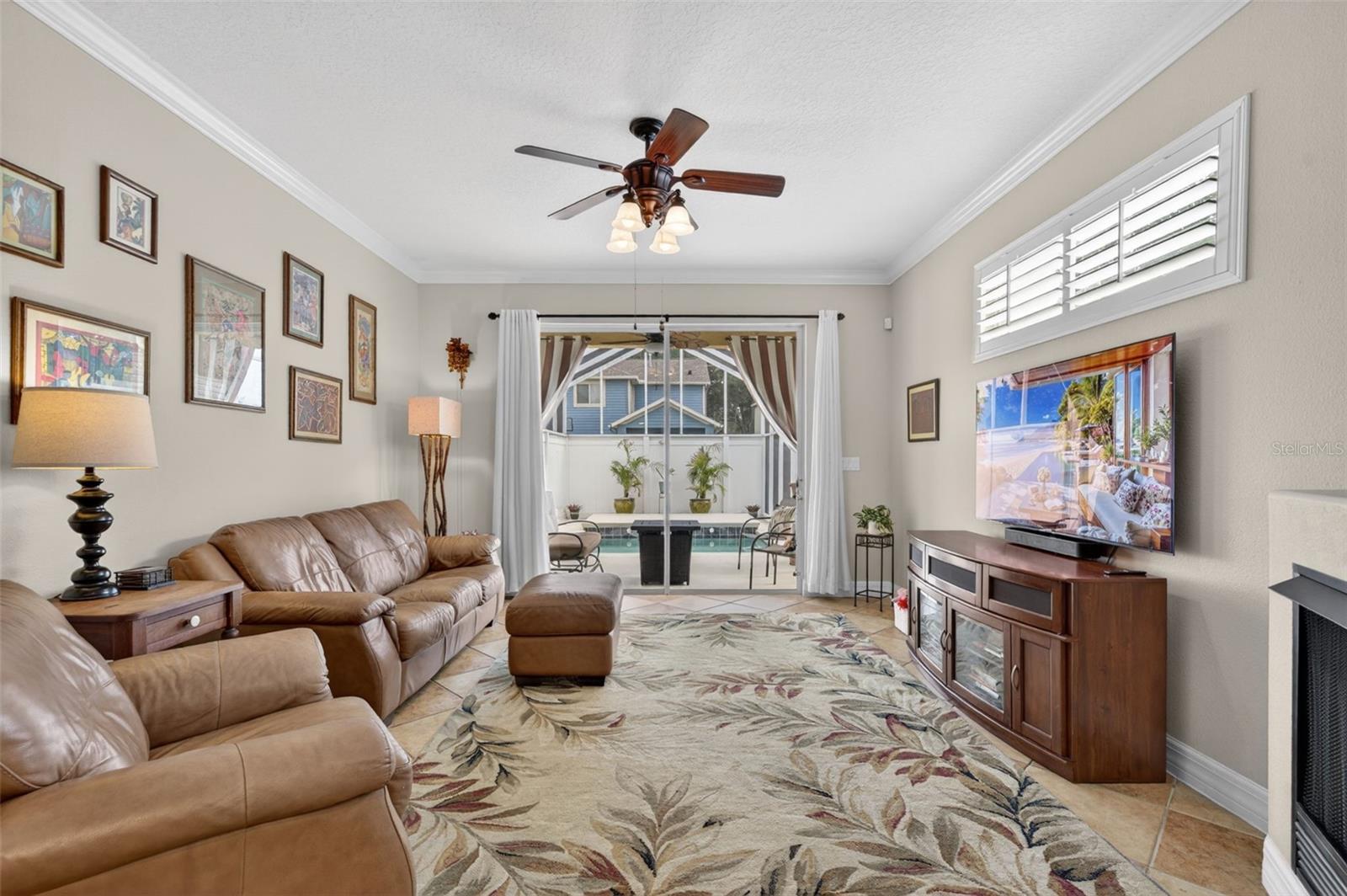 WINTER OAKS - Residential