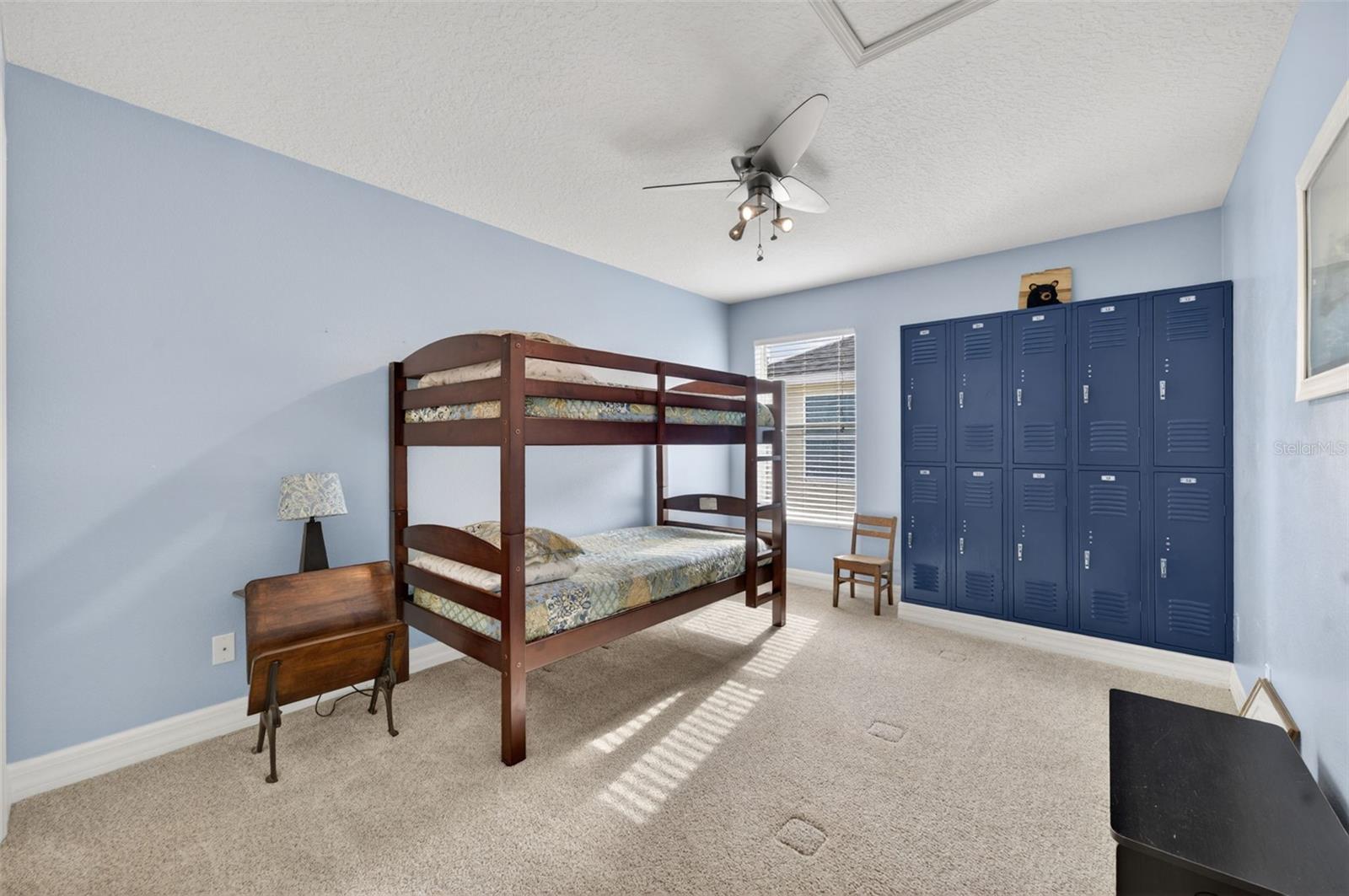 WINTER OAKS - Residential
