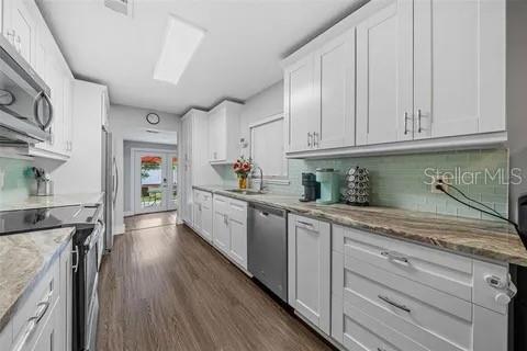 ALLENDALE TERRACE BLKS A-B-1-2-3-4-5-6 - Residential