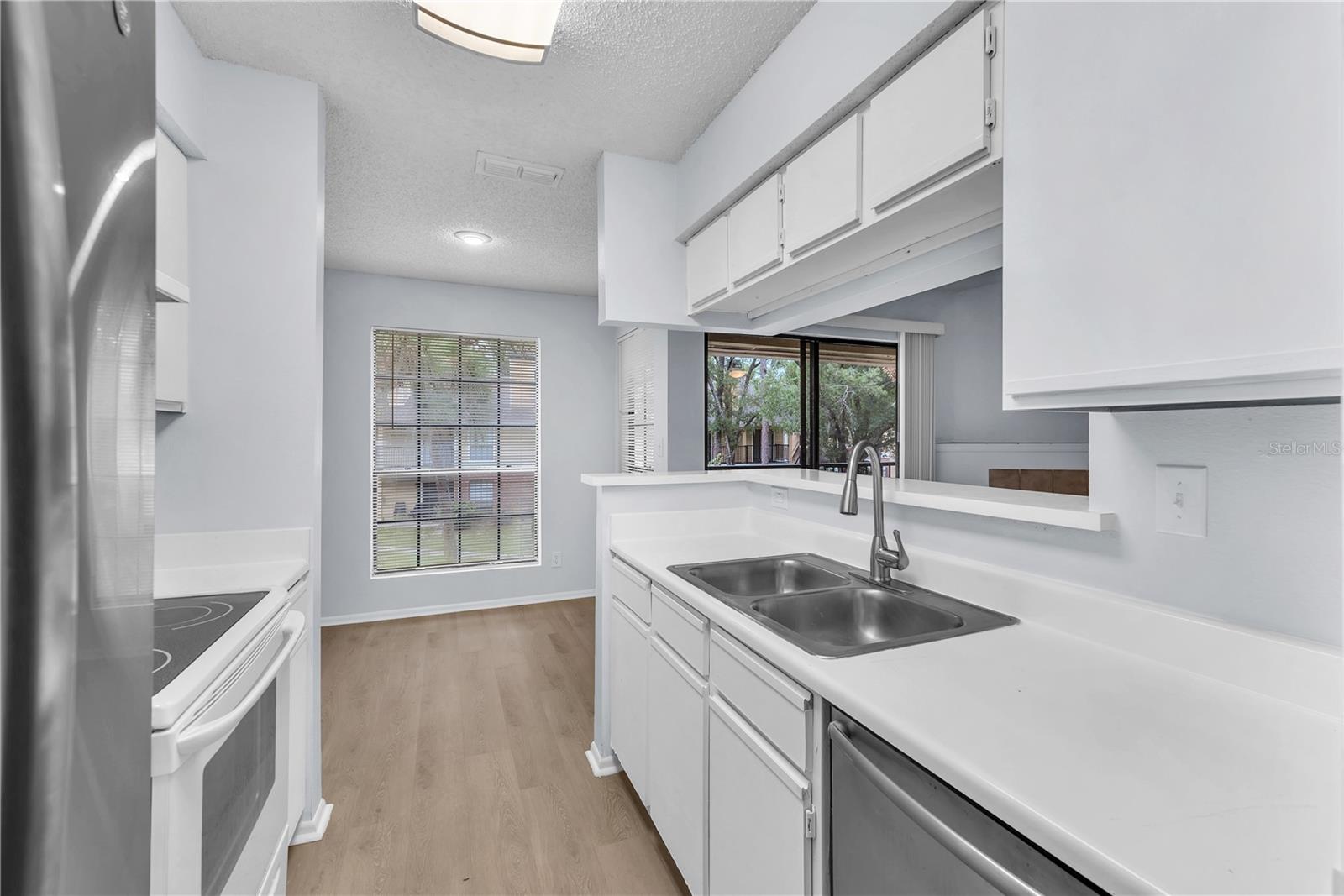 THE GRAND RESERVE CONDO - Residential