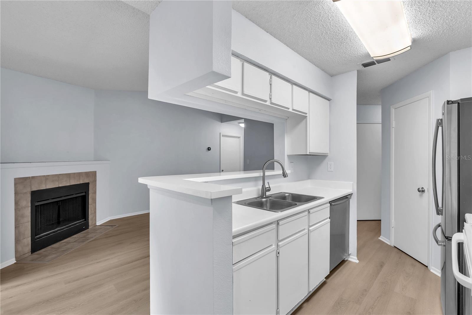 THE GRAND RESERVE CONDO - Residential