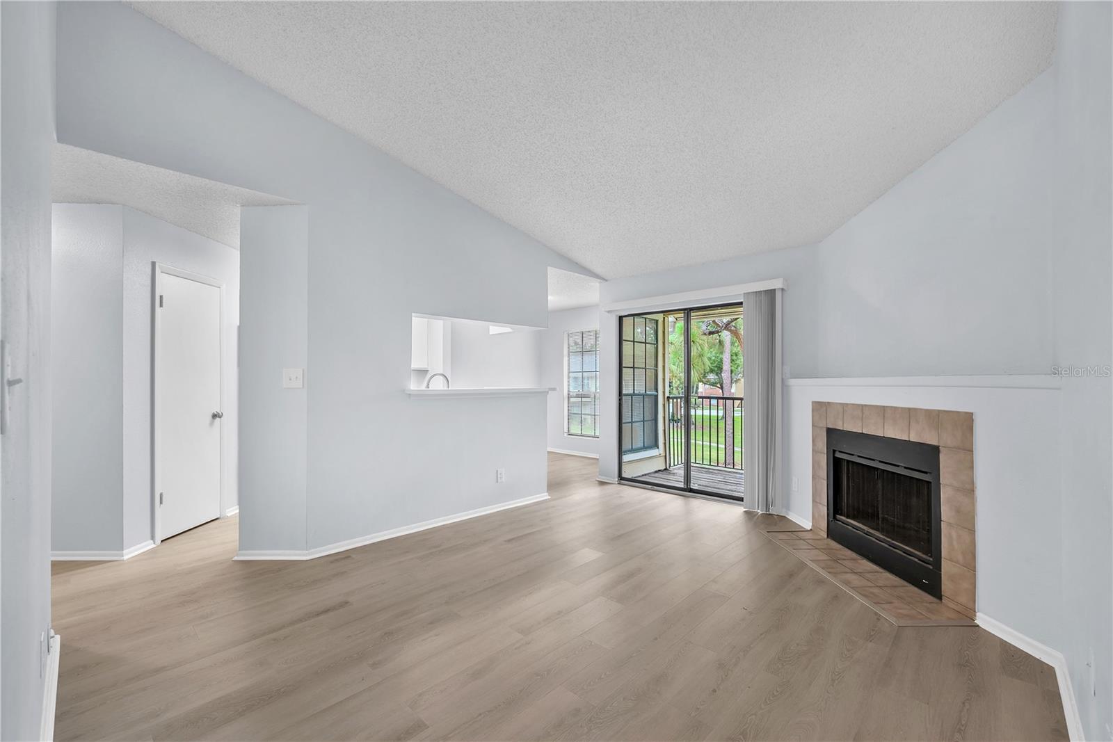 THE GRAND RESERVE CONDO - Residential