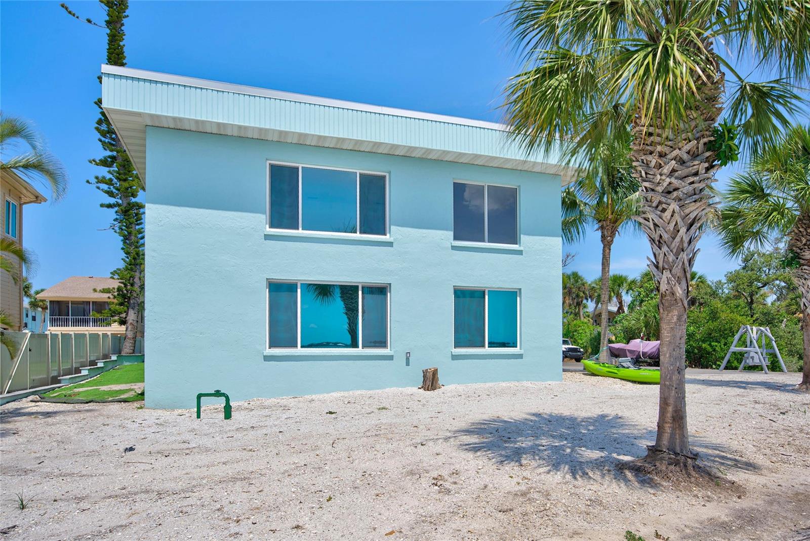 TIKI APTS BLDG 01 - Residential