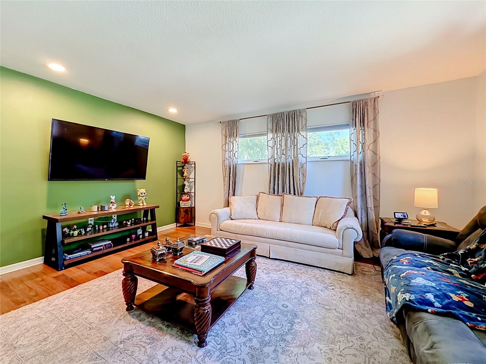 SAND LAKE HILLS SEC 05 - Residential