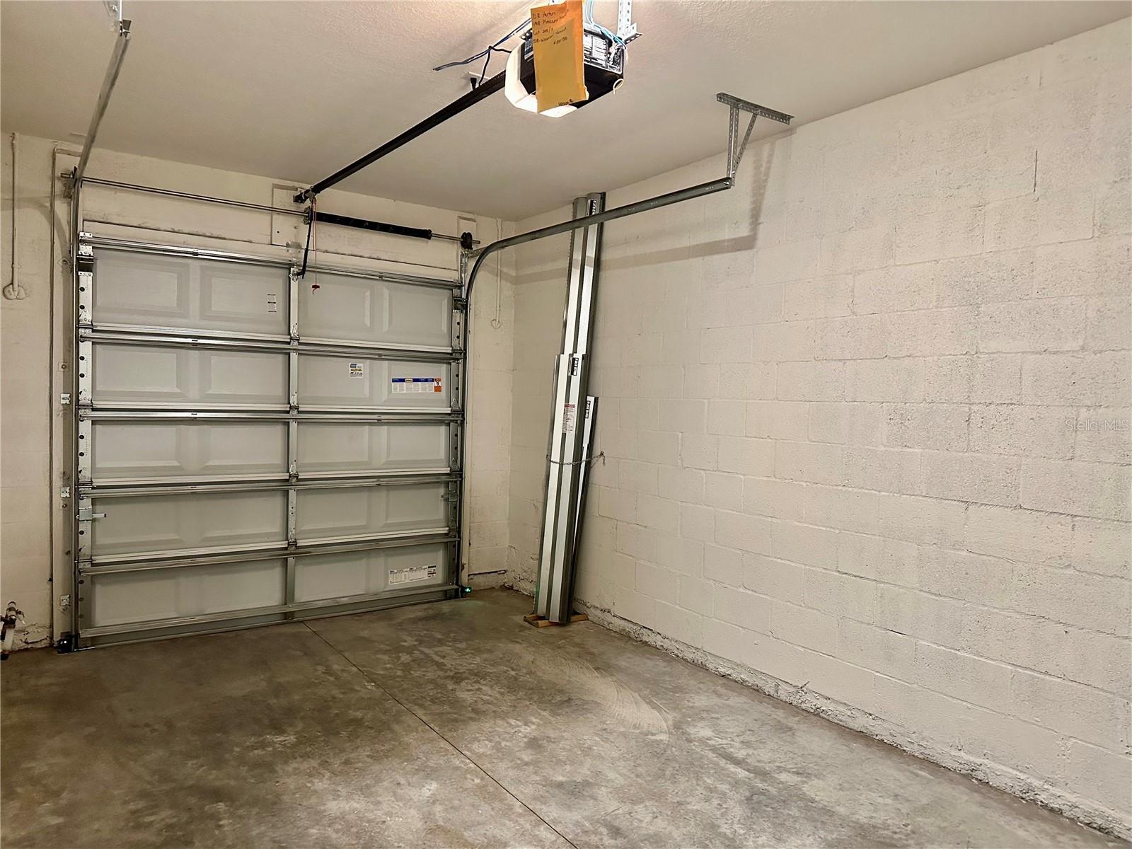 WOODLEAF HAMMOCK - Residential Lease