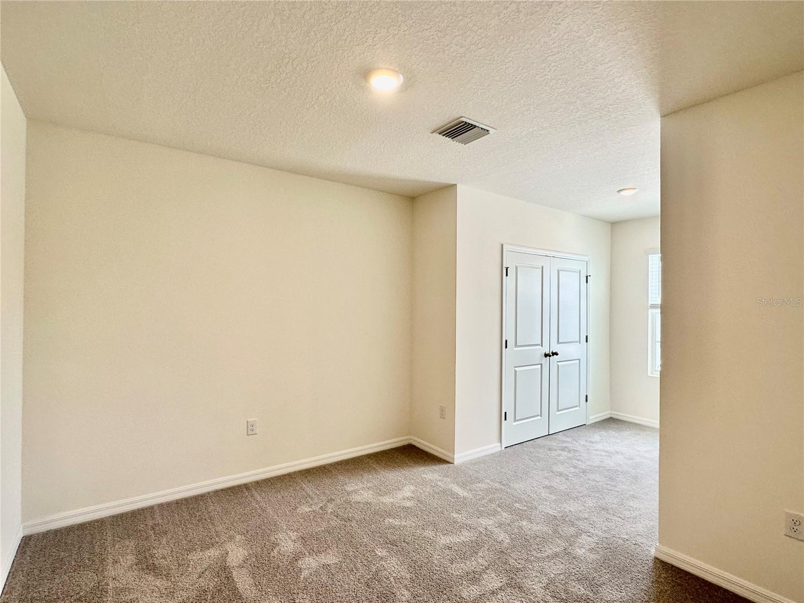 WOODLEAF HAMMOCK - Residential Lease