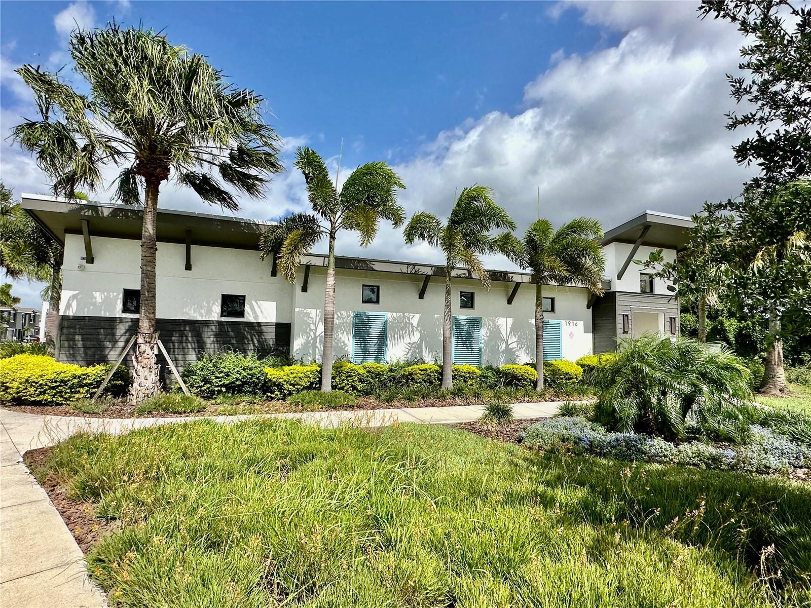 WOODLEAF HAMMOCK - Residential Lease