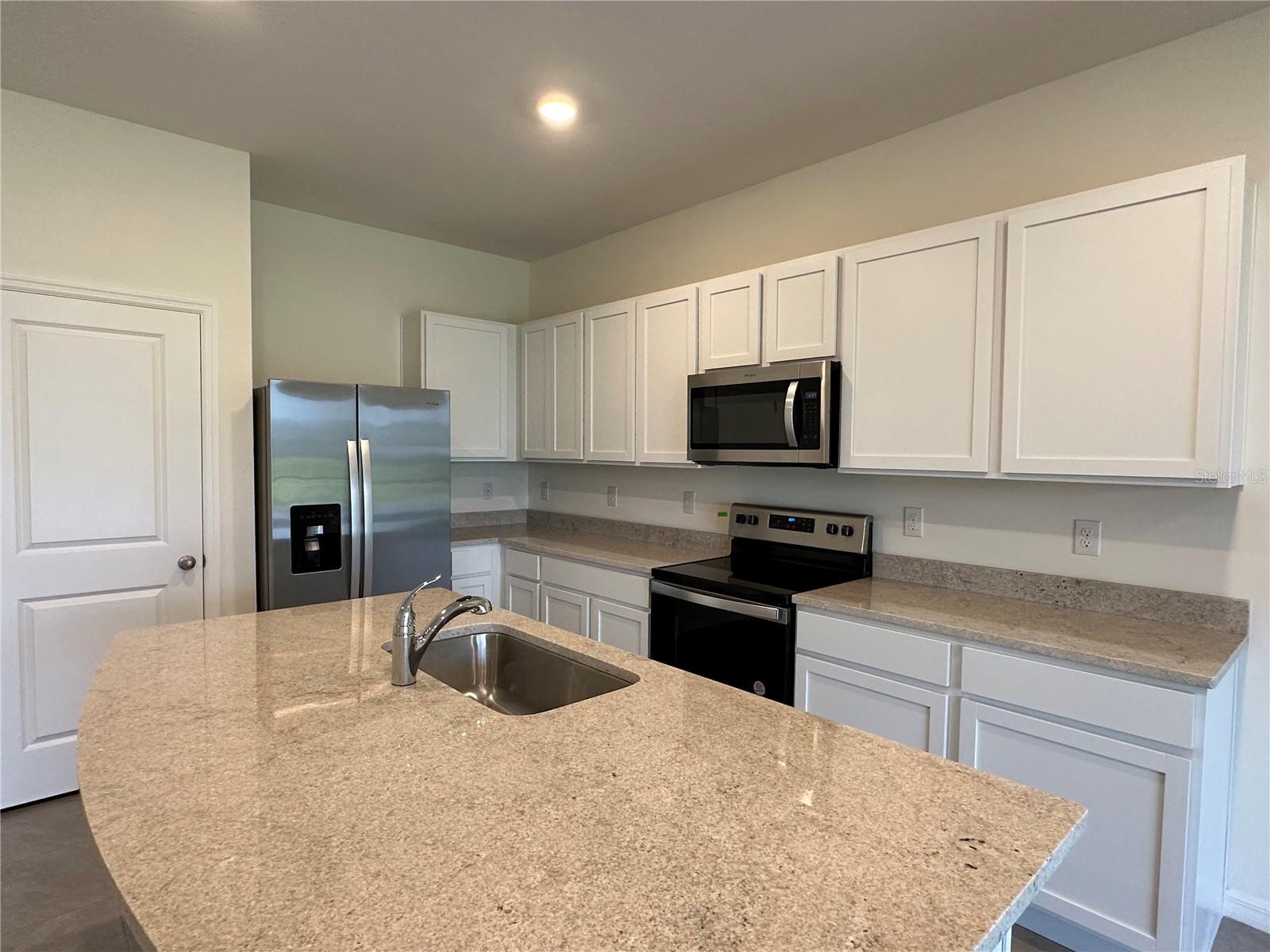 WOODLEAF HAMMOCK - Residential Lease
