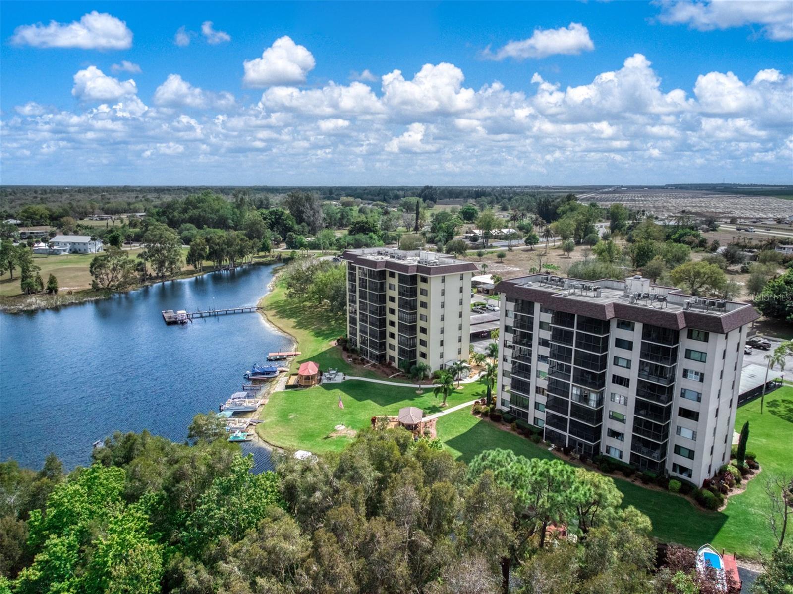 SUN N LAKE - Residential