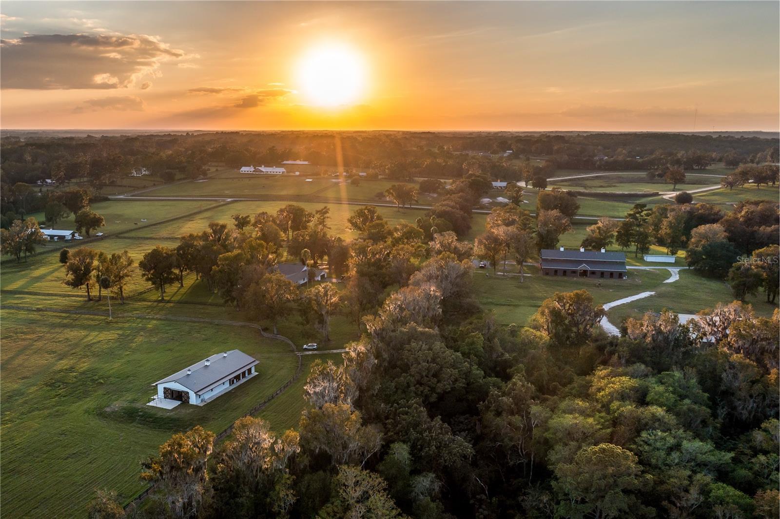 BENEDICT HEIGHTS - Farm