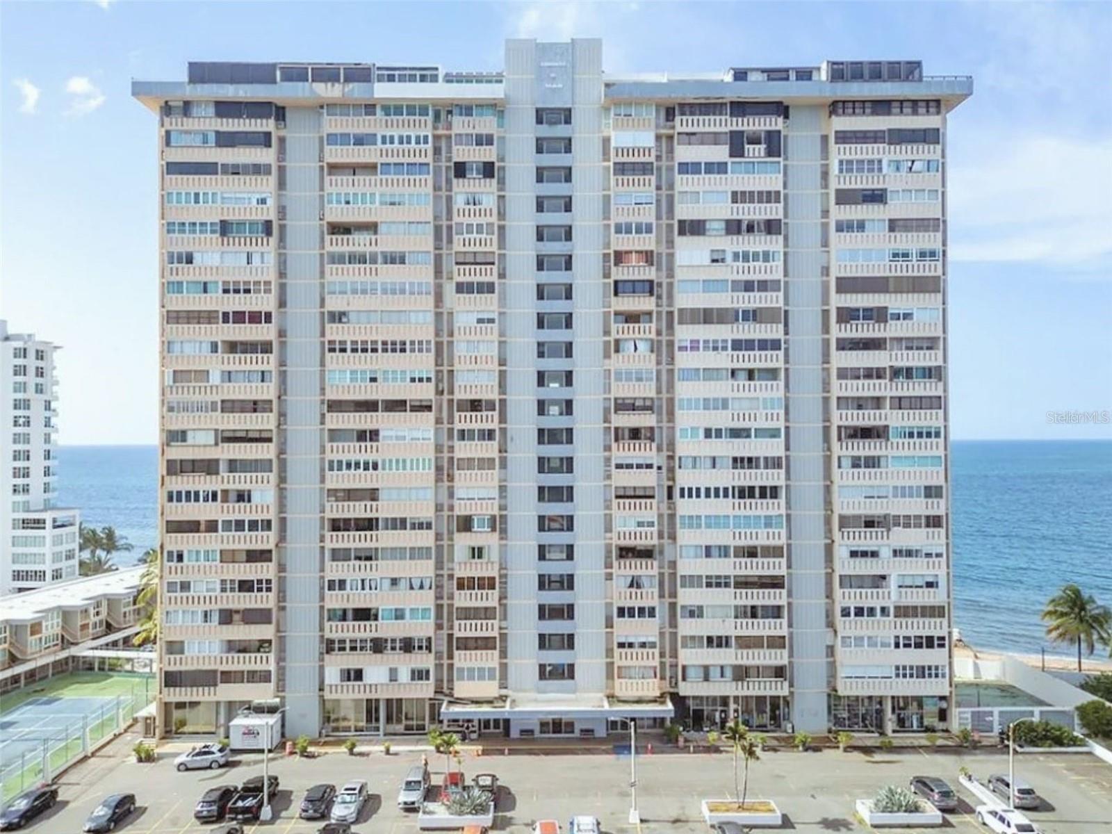 CONDO. CONDADO DEL MAR, SAN JUAN, PR - Residential