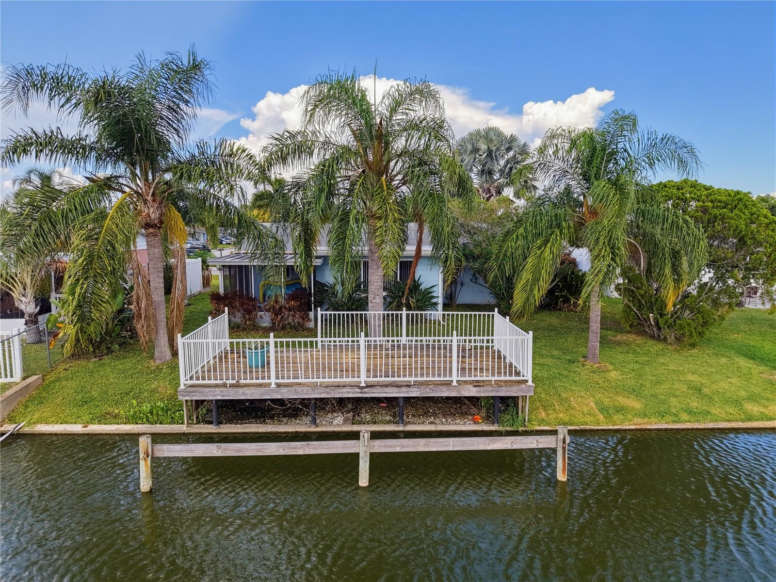 ALOHA GARDENS - Residential