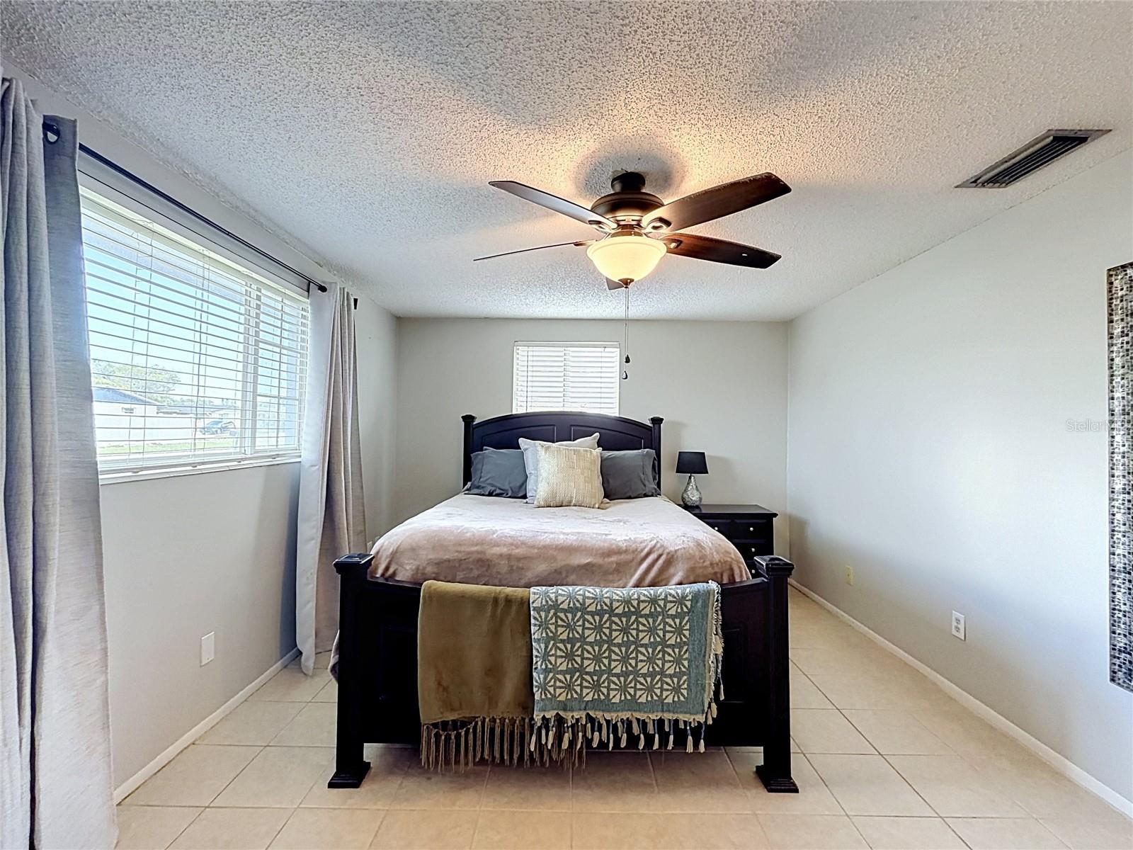 ALOHA GARDENS - Residential