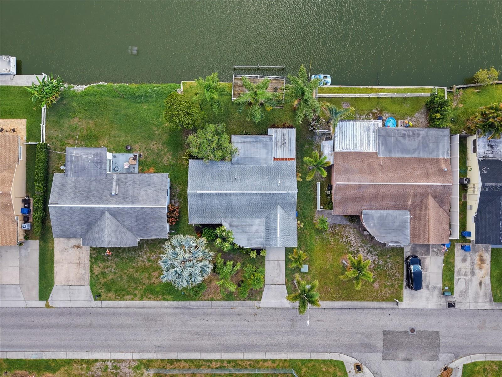 ALOHA GARDENS - Residential