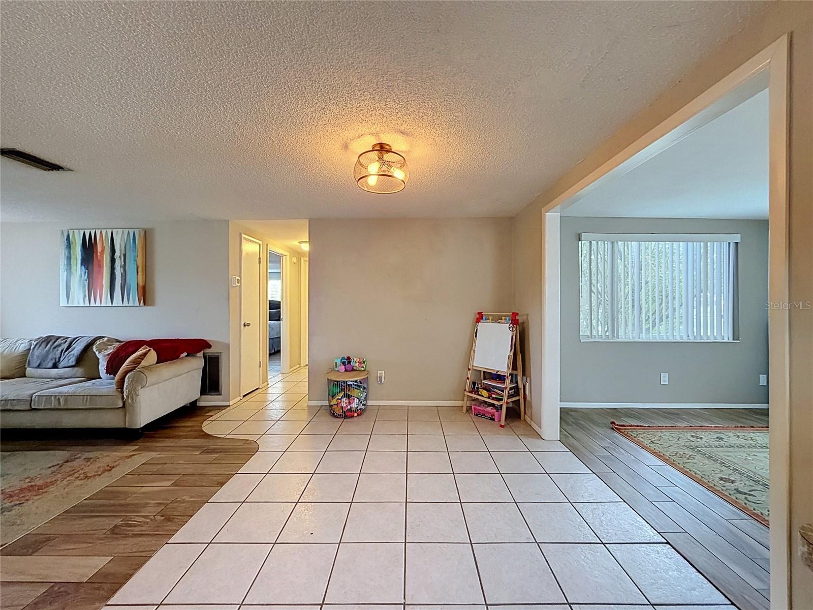 ALOHA GARDENS - Residential