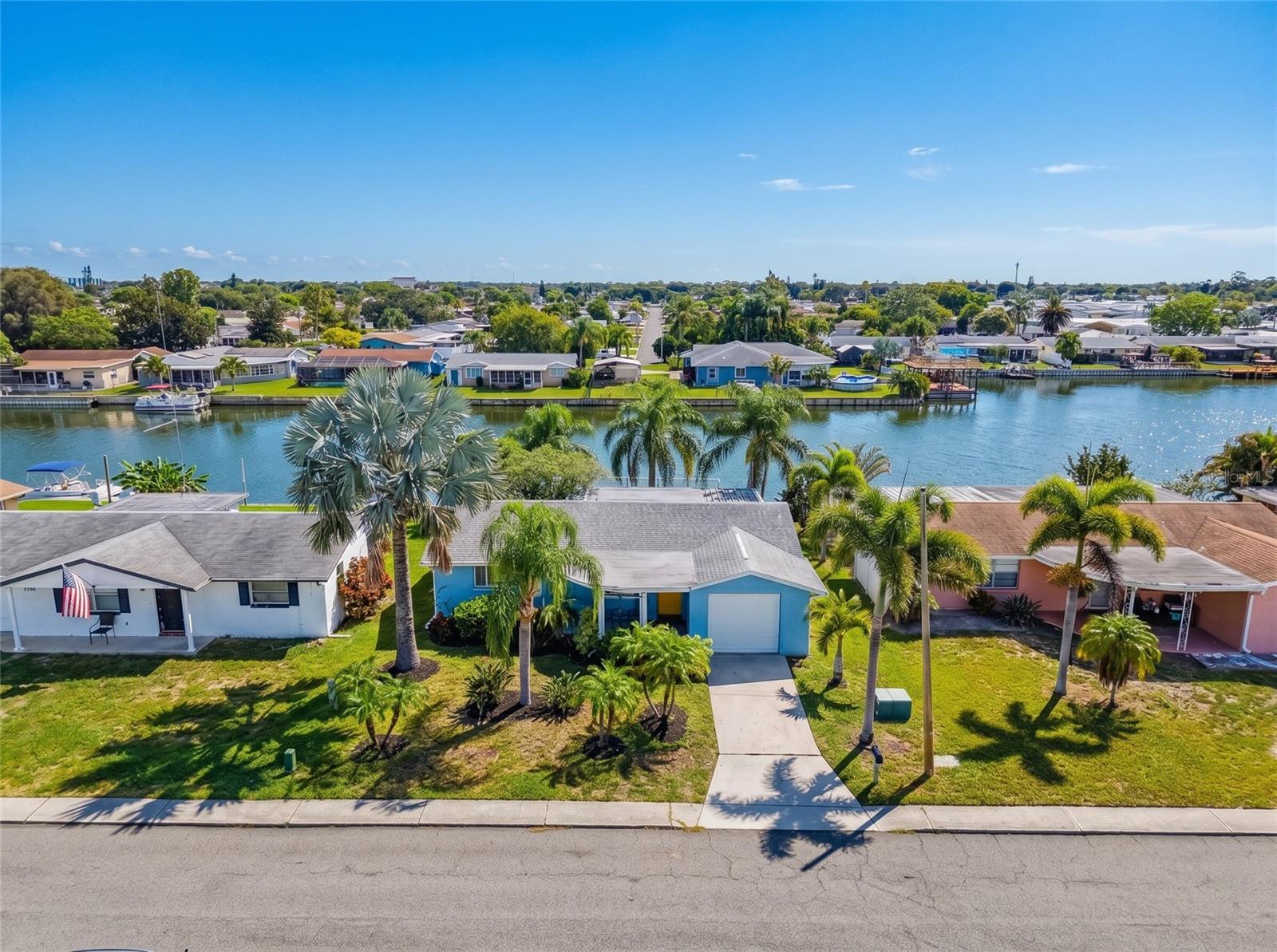 ALOHA GARDENS - Residential