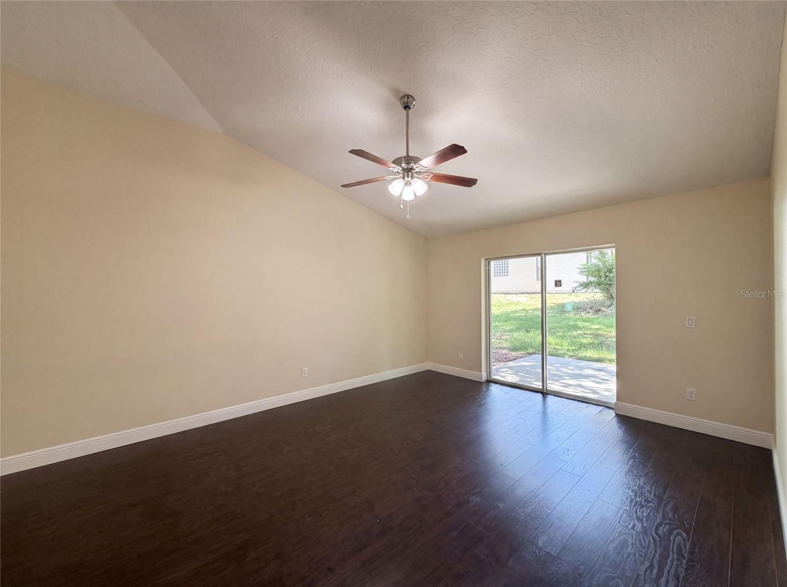 STONEGATE AT SILVER LAKE SUB - Residential