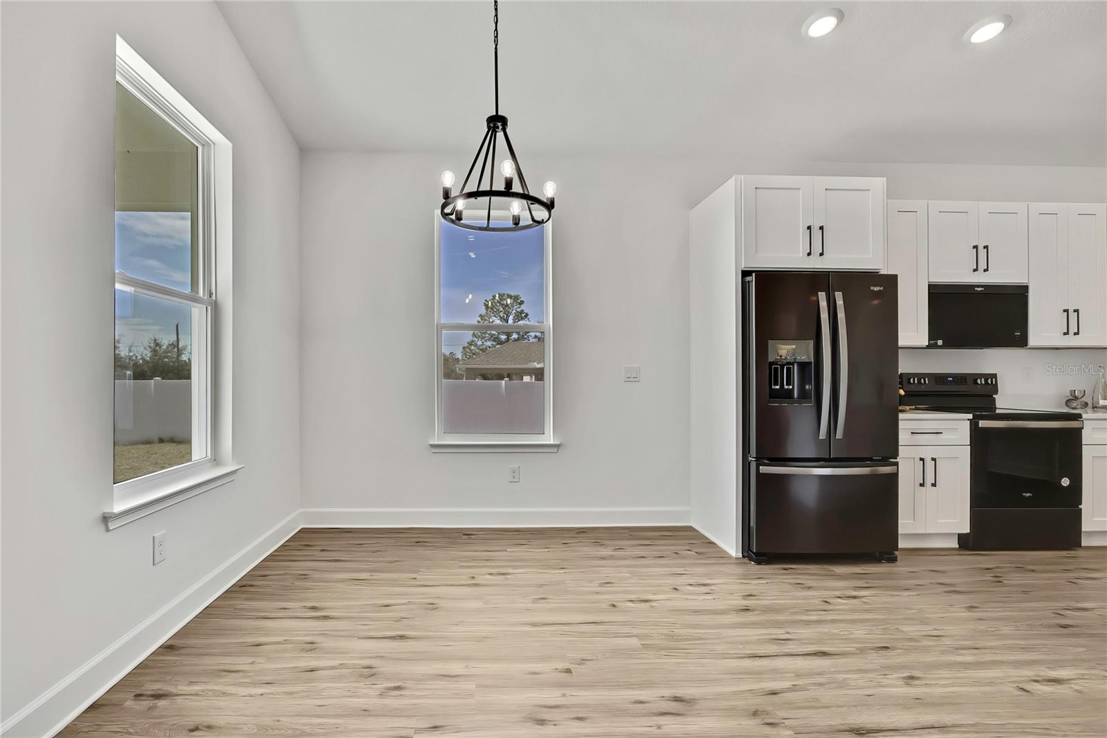 ROYAL HIGHLANDS - Residential