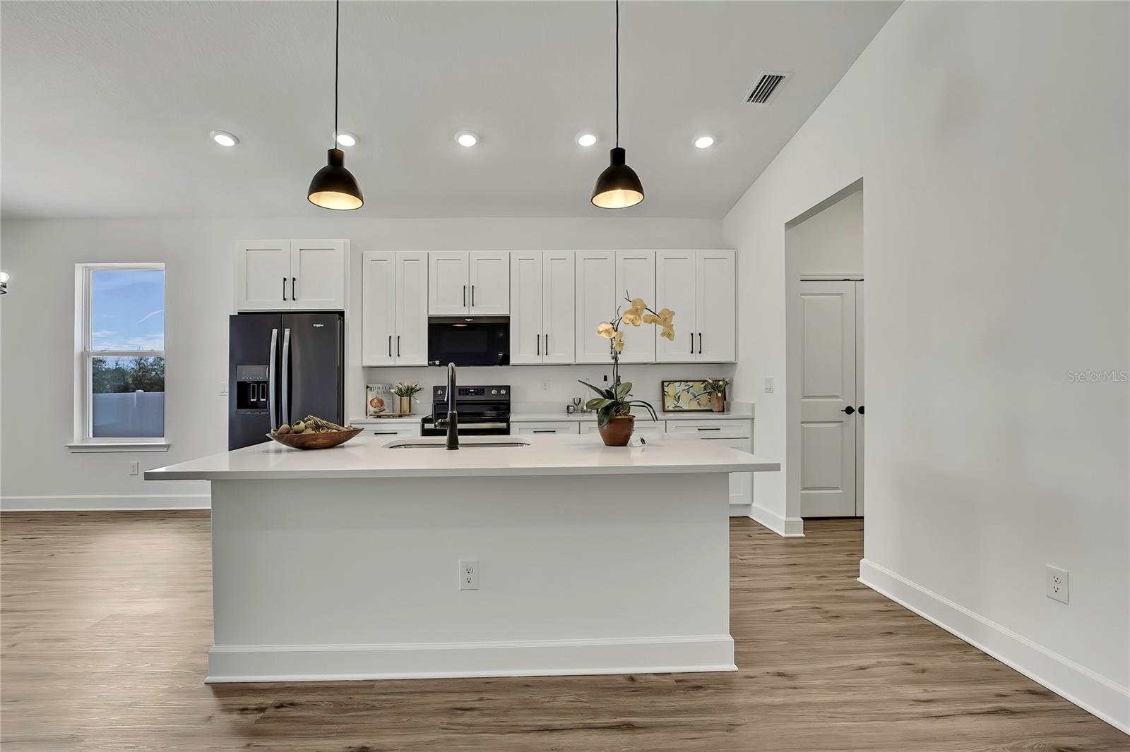 ROYAL HIGHLANDS - Residential