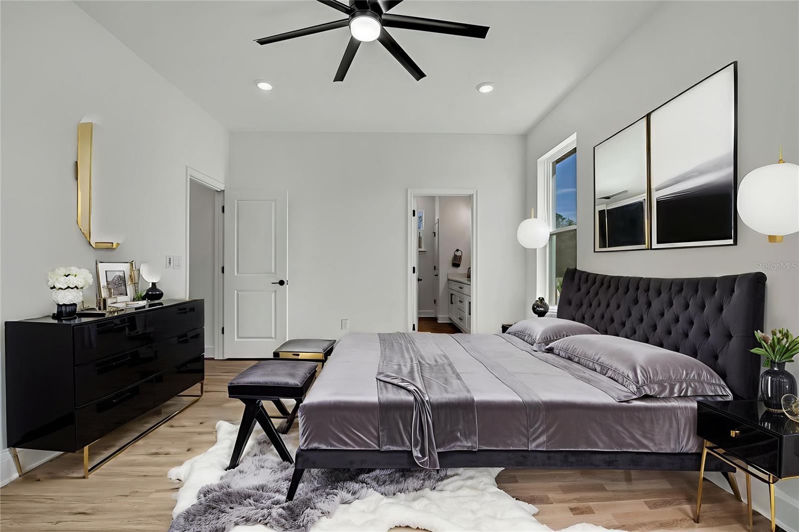 ROYAL HIGHLANDS - Residential
