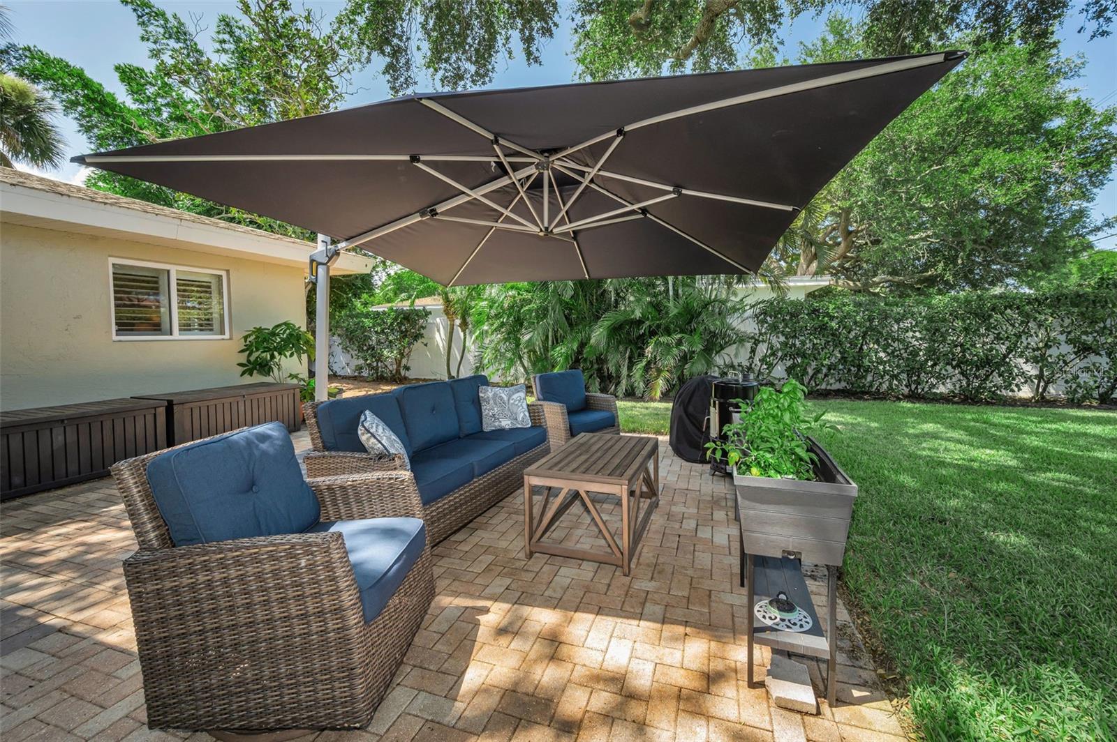 BELLEAIR ESTATES 1ST ADD - Residential