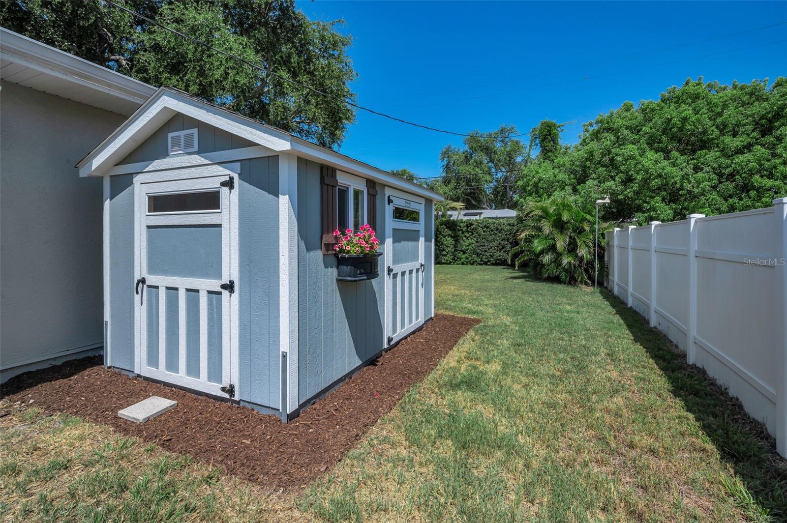 BELLEAIR ESTATES 1ST ADD - Residential