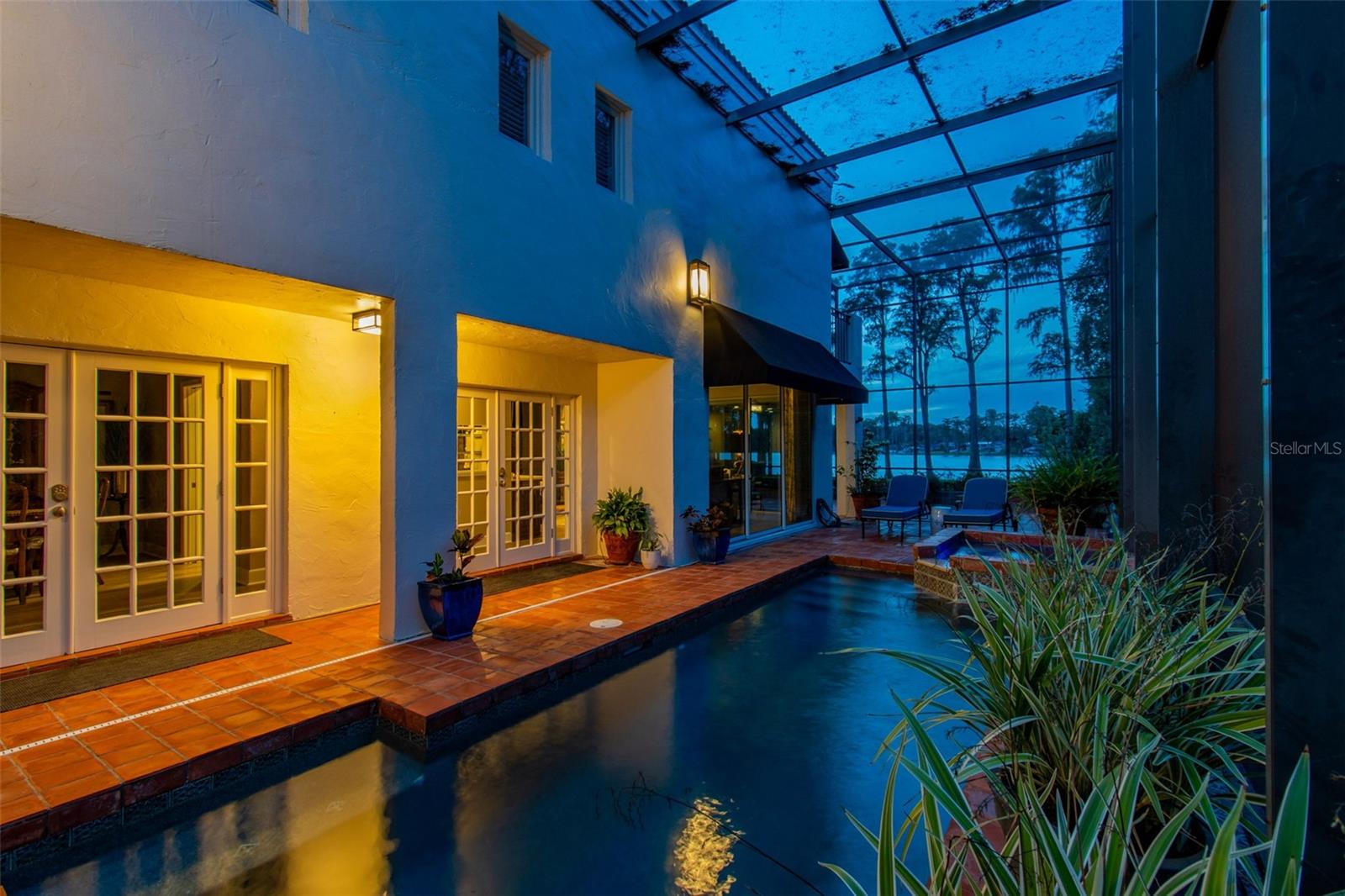LAKE ELLEN LANDINGS TWNHMS - Residential