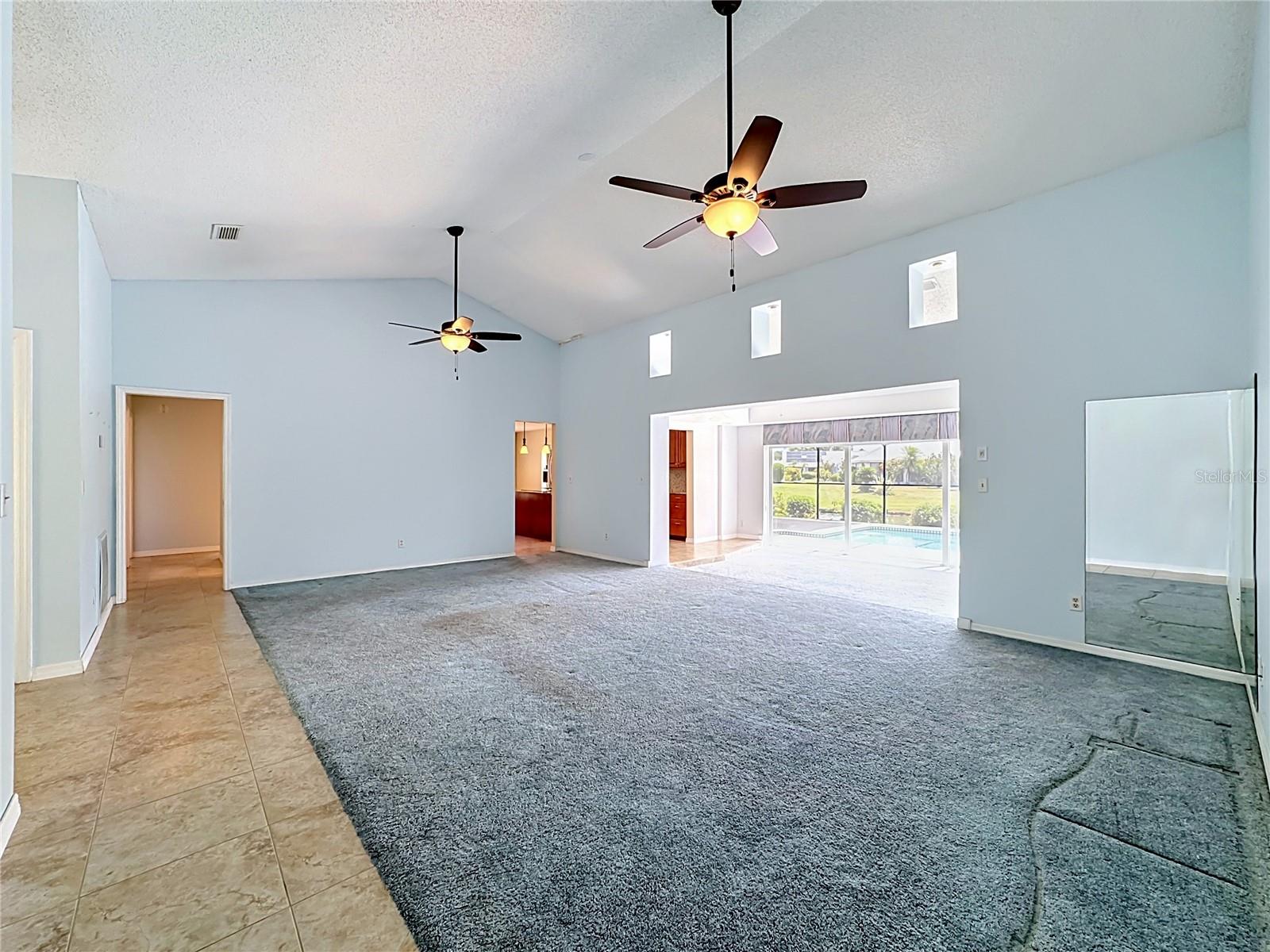 CALOOSA COUNTRY CLUB ESTATES U - Residential