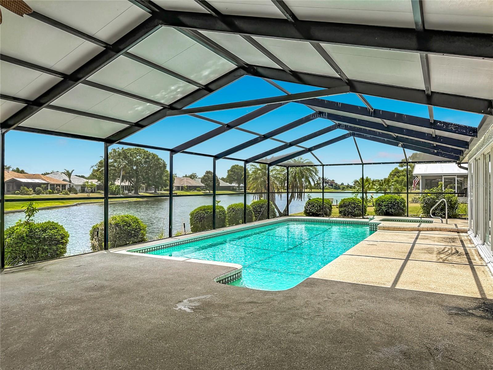 CALOOSA COUNTRY CLUB ESTATES U - Residential
