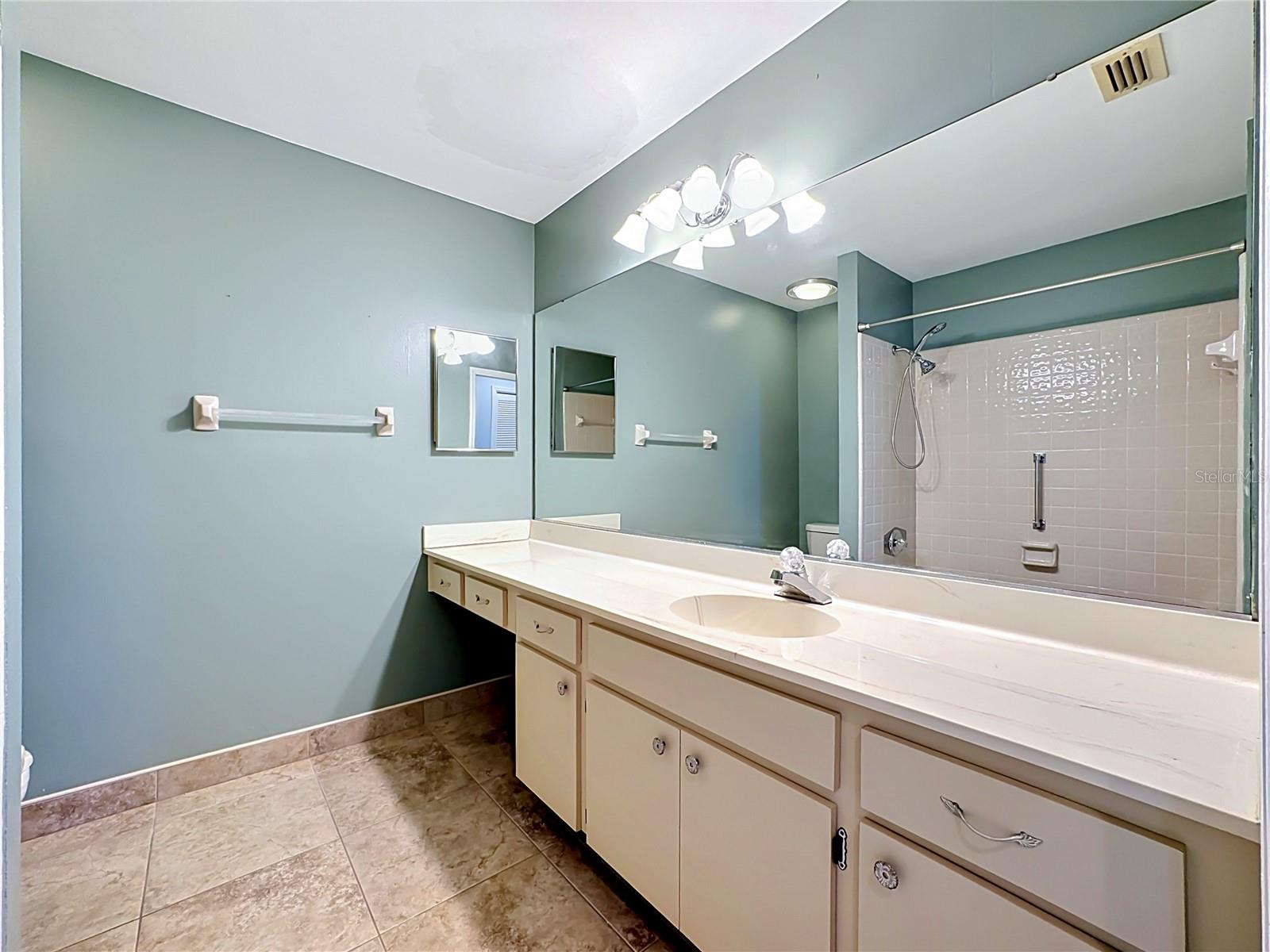 CALOOSA COUNTRY CLUB ESTATES U - Residential