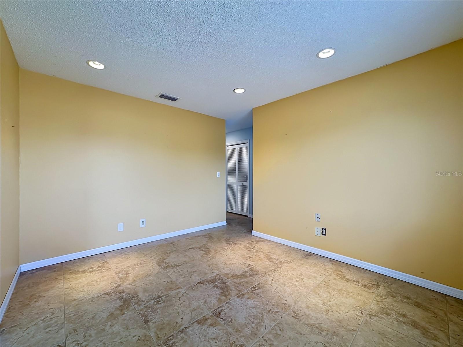 CALOOSA COUNTRY CLUB ESTATES U - Residential