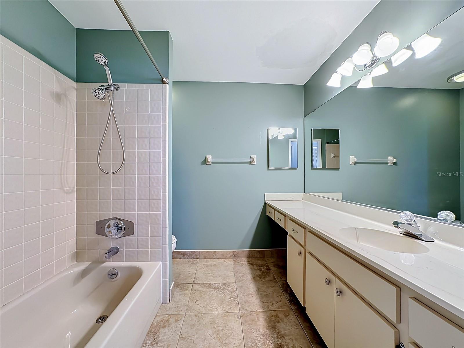 CALOOSA COUNTRY CLUB ESTATES U - Residential