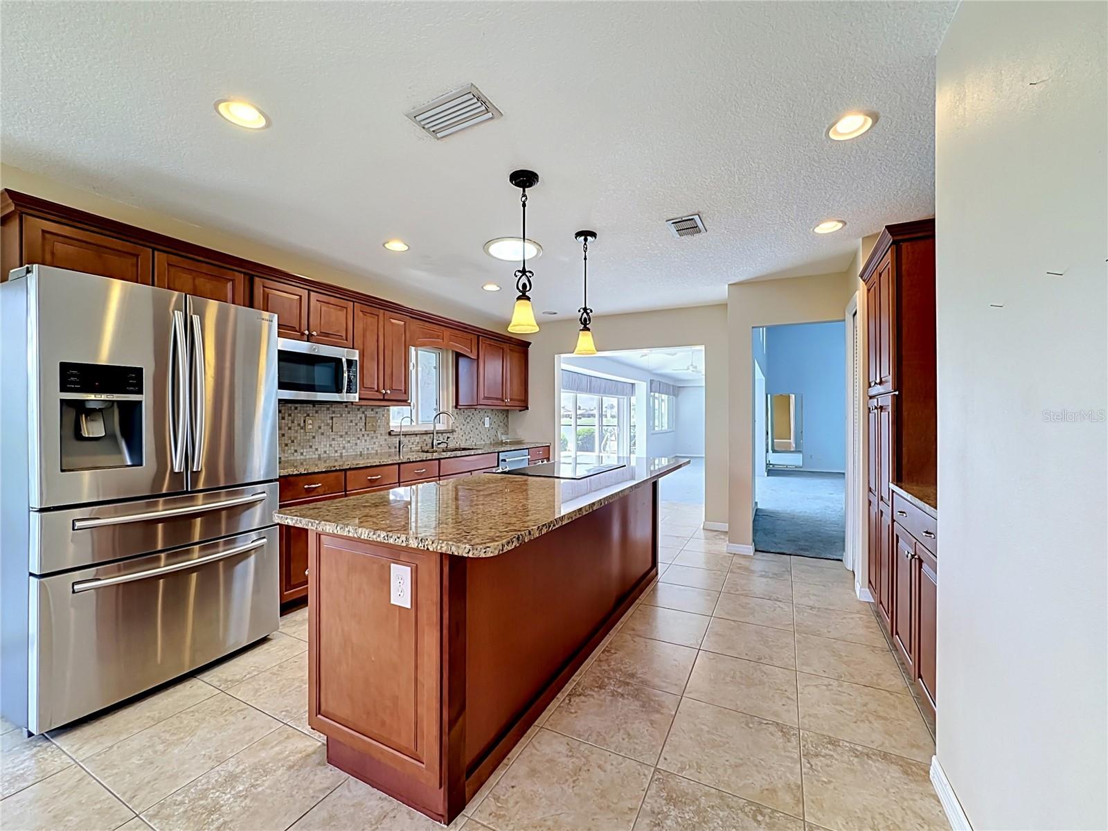 CALOOSA COUNTRY CLUB ESTATES U - Residential