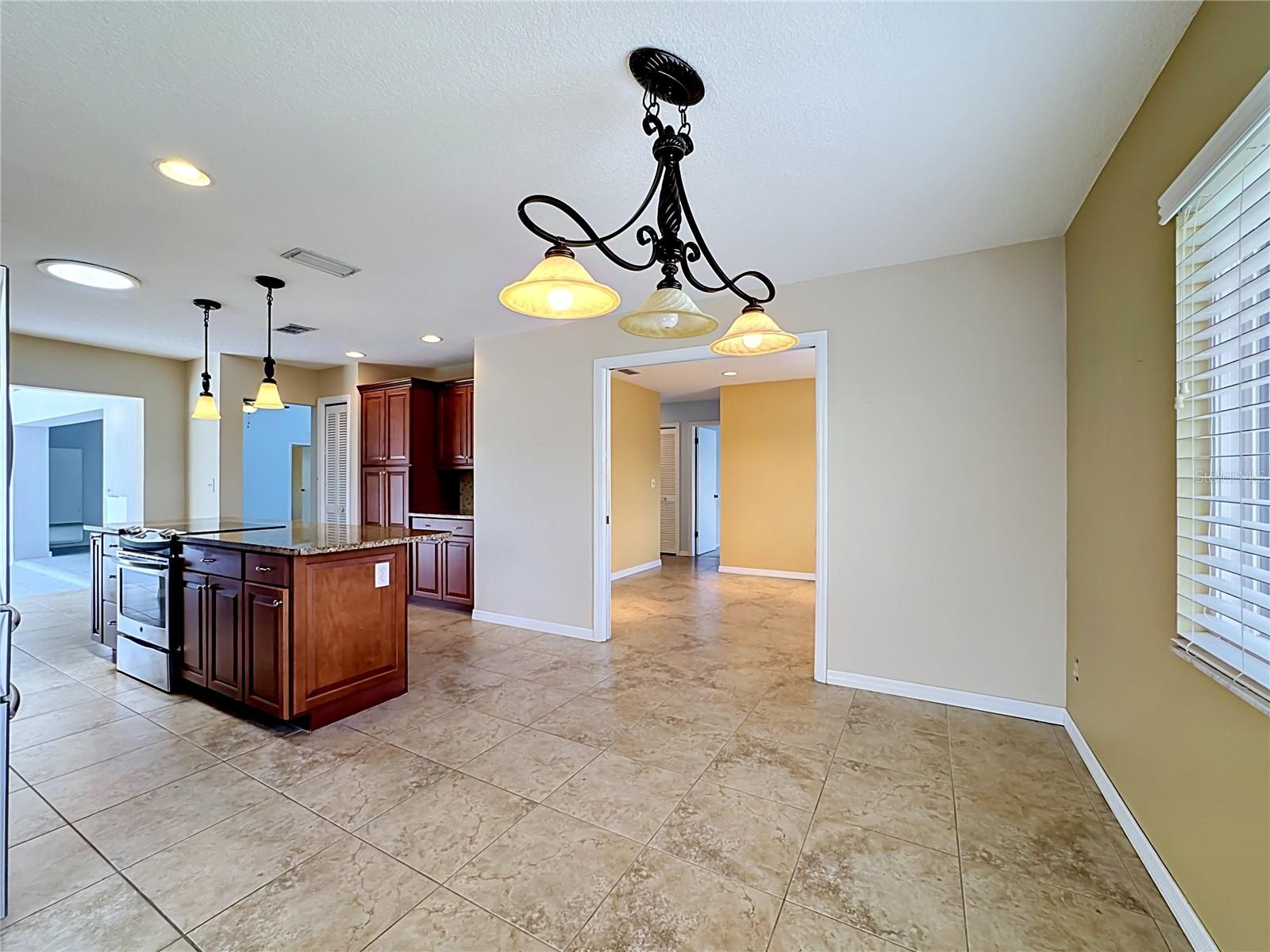 CALOOSA COUNTRY CLUB ESTATES U - Residential