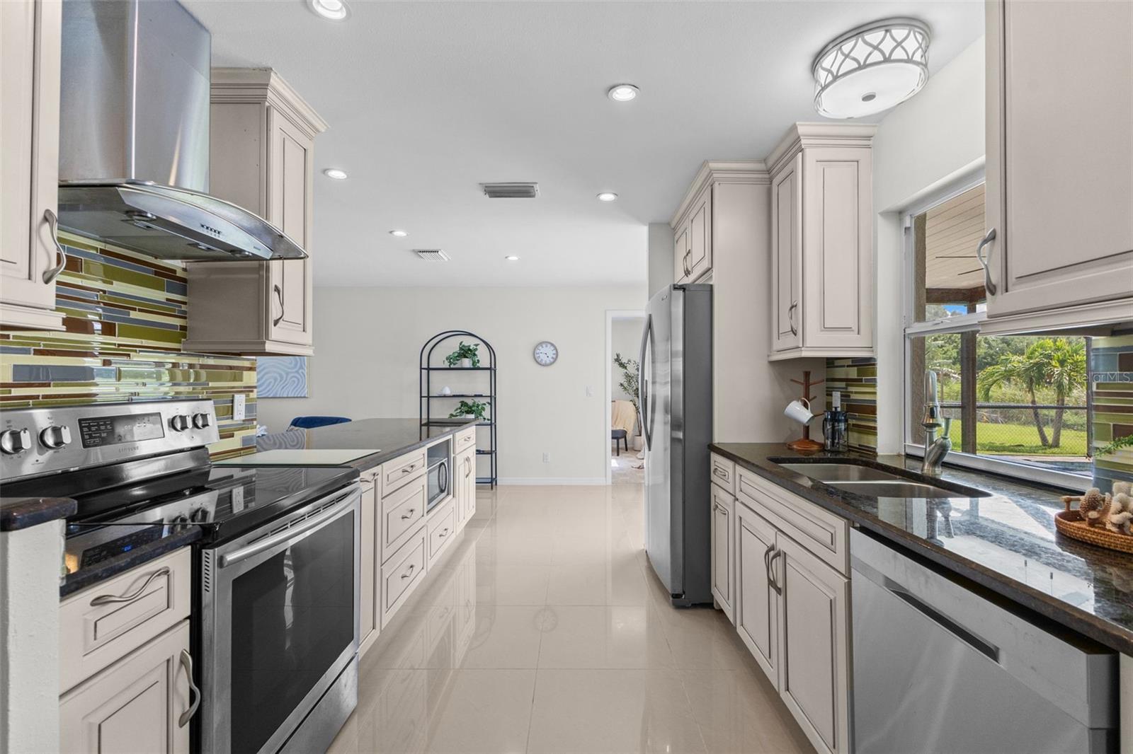 SOMERSET LAKES UNIT THREE PH TWO - Residential